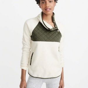Abercrombie and Fitch Fleece, half button up Pullover